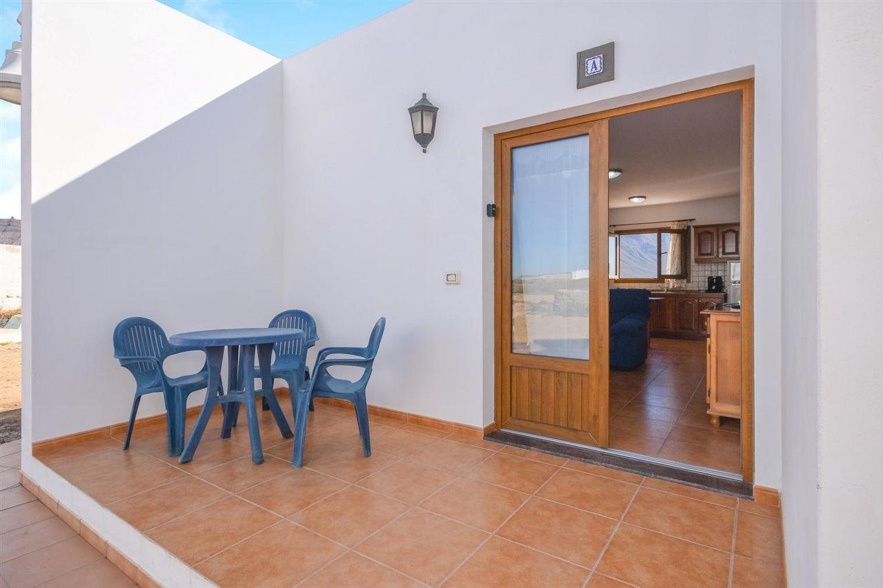 Apartamentos Flor Uno Caleta de Sebo Exteriör bild
