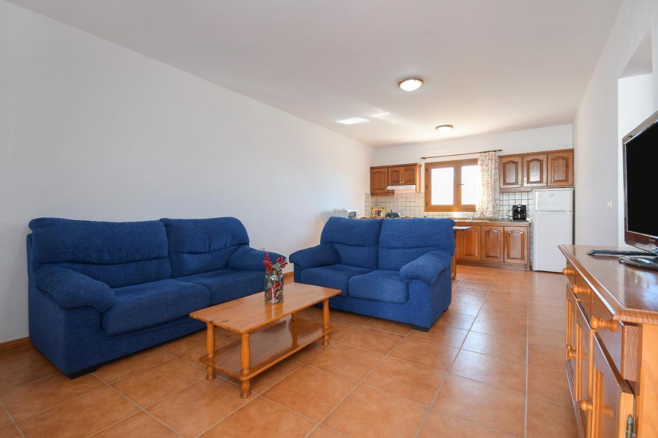 Apartamentos Flor Uno Caleta de Sebo Exteriör bild